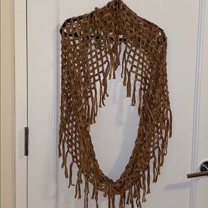 Pink/brown knitted infinity scarf